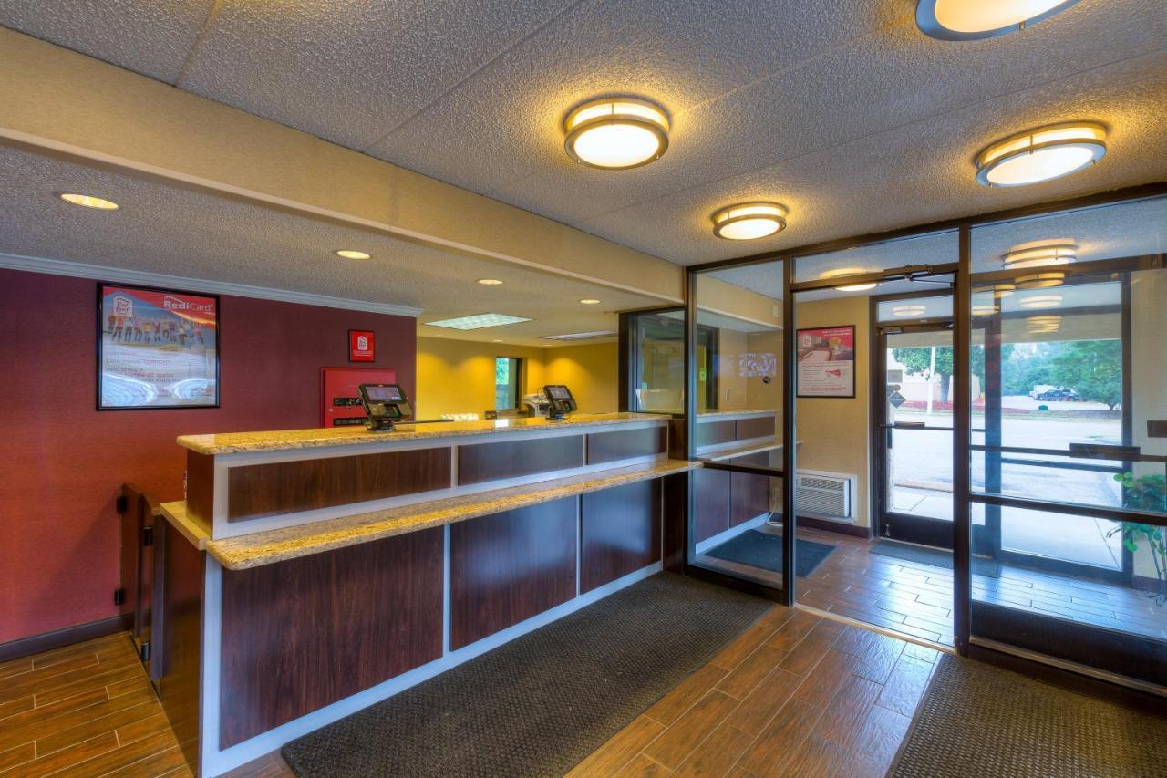 Red Roof Inn Memphis East Buitenkant foto