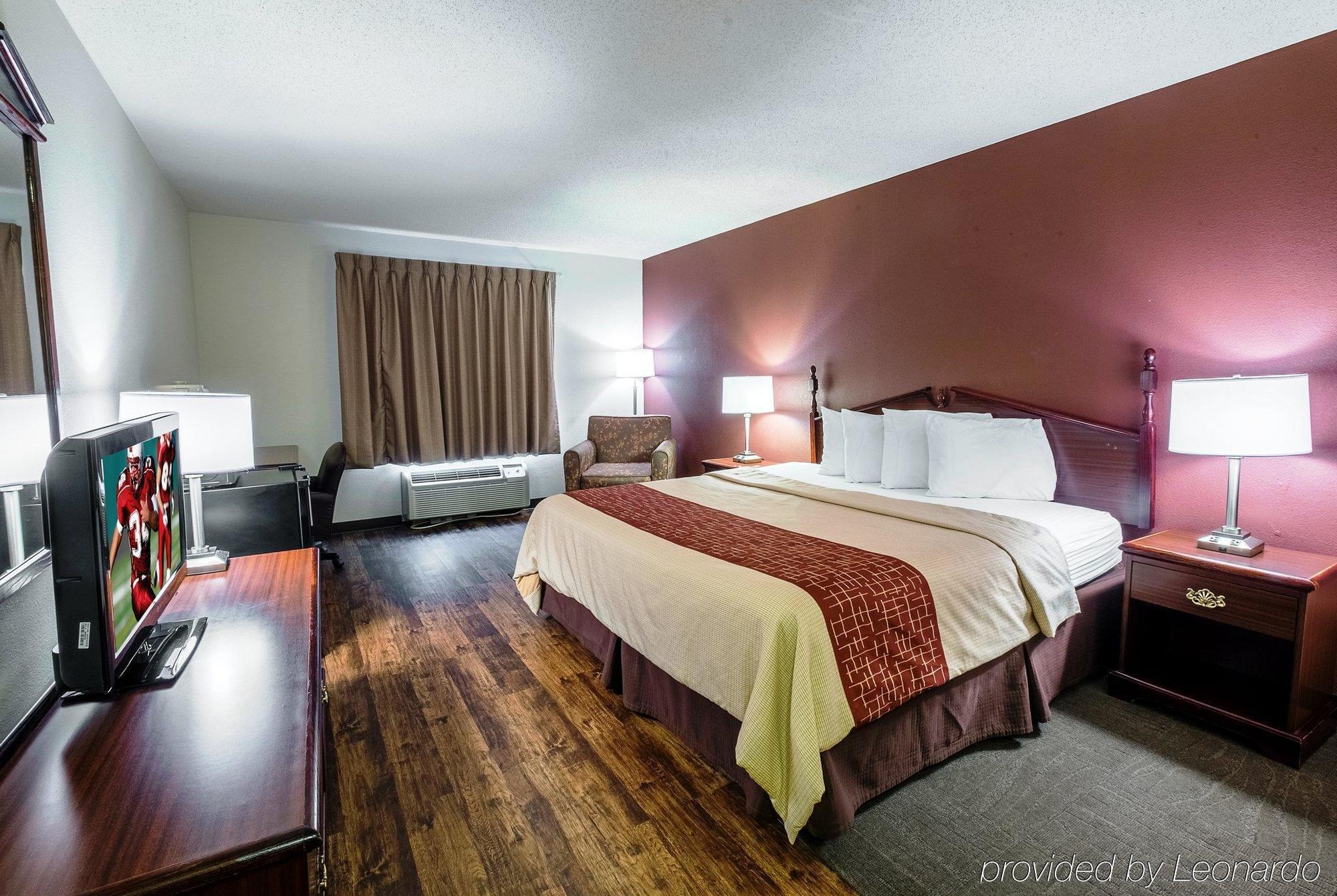 Red Roof Inn Memphis East Buitenkant foto